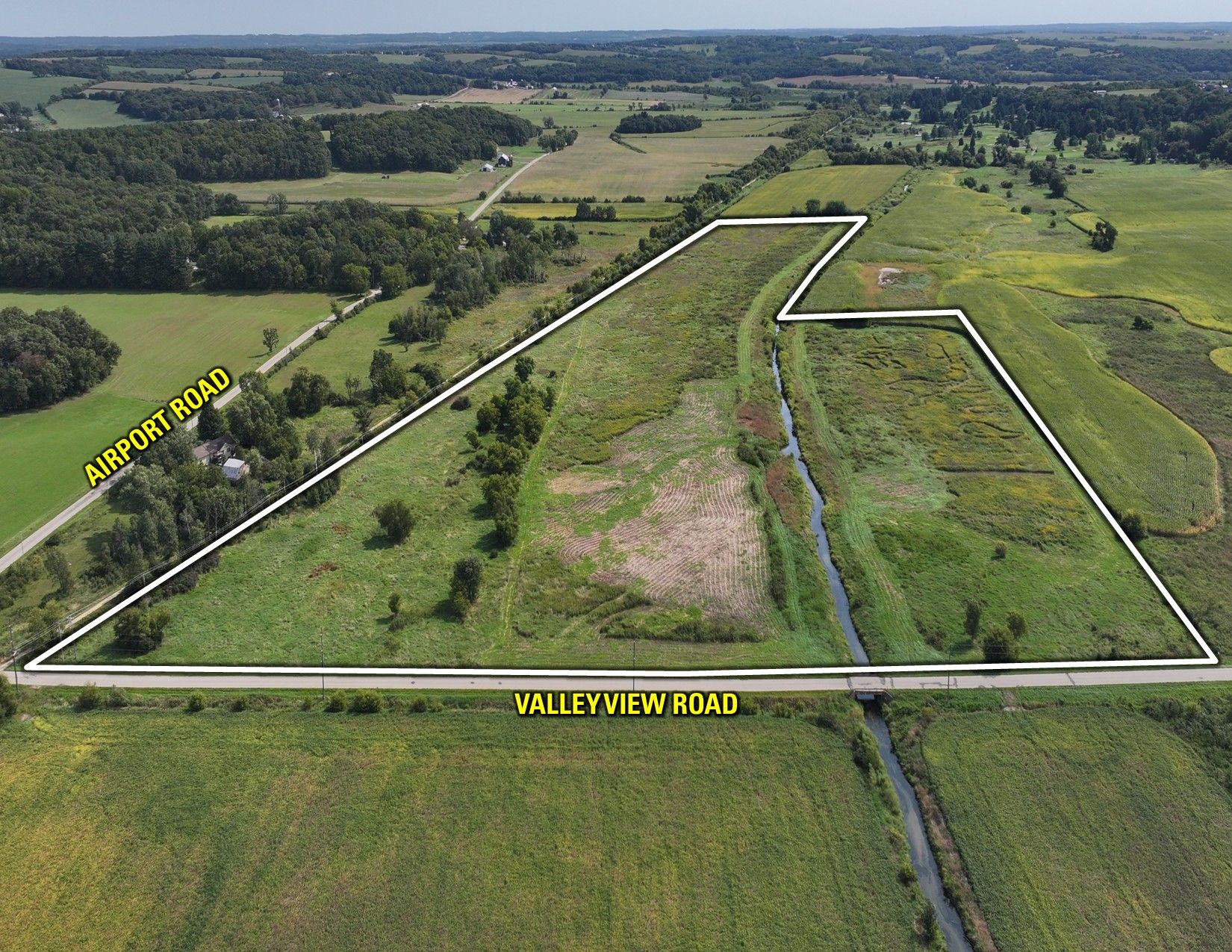 Listing Photo: Drone Outline W